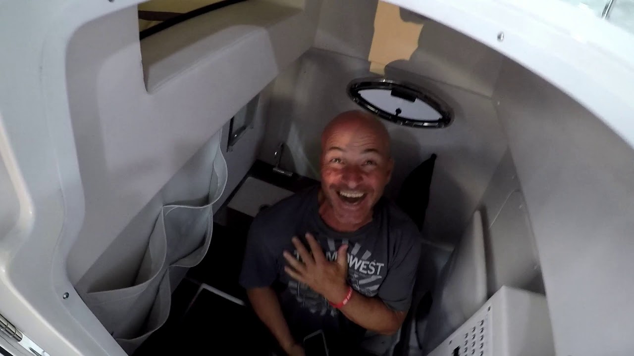 Boat Negotiation Jigging Jerks Style YouTube