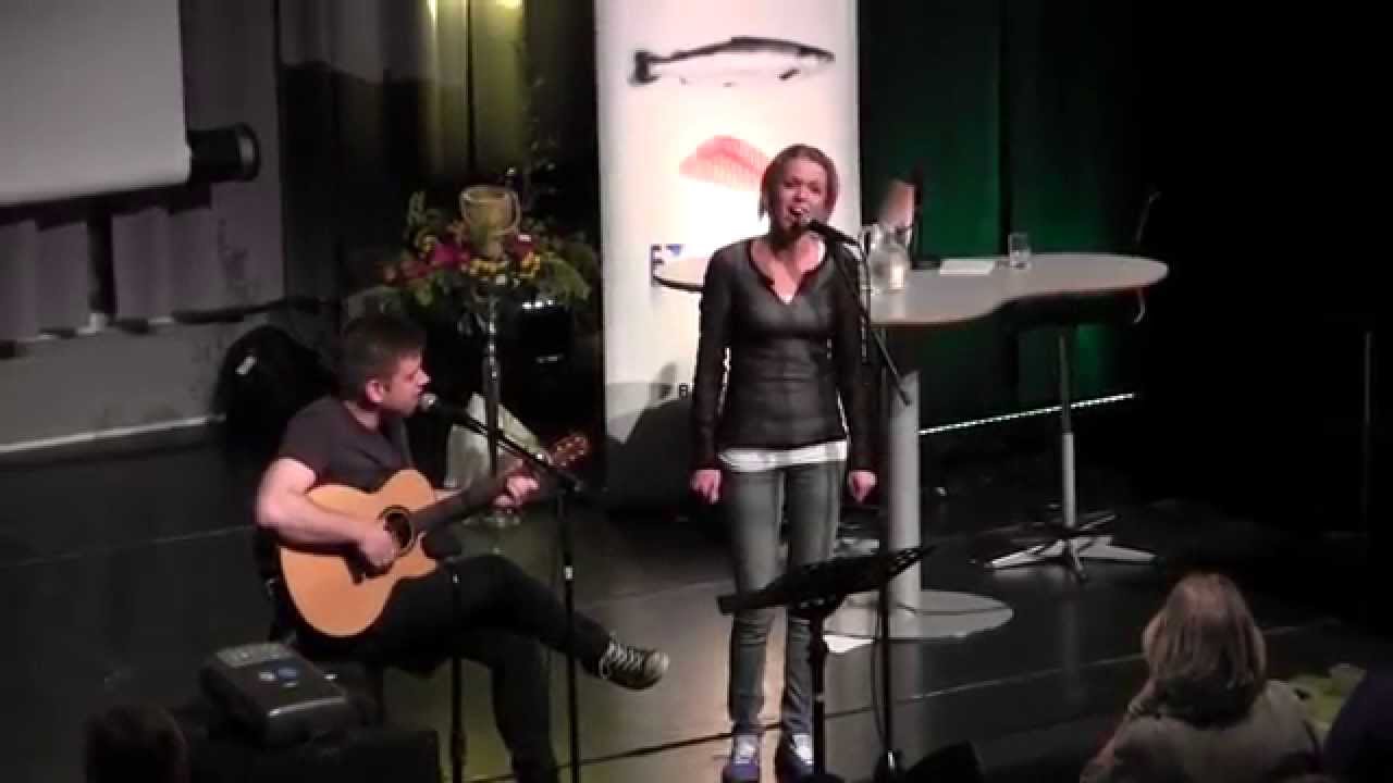 Hvørja ferð eg síggi stjørnurnar - Kristina Bærendsen og Albin Rasmussen syngja