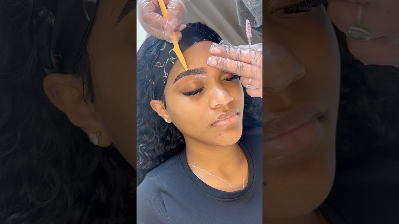 Как добиться ИДЕАЛЬНОЙ формы бровей 😍😍