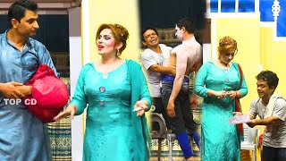 Amjad Rana and Saira Mehar with Vicky Kodu | Makhan Te Malai | Stage Drama 2020 | Comedy Clip 2020