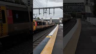 Bowen Hills NGR717 arriving at Auchenflower, 25.05.2026. #queenslandrail #train