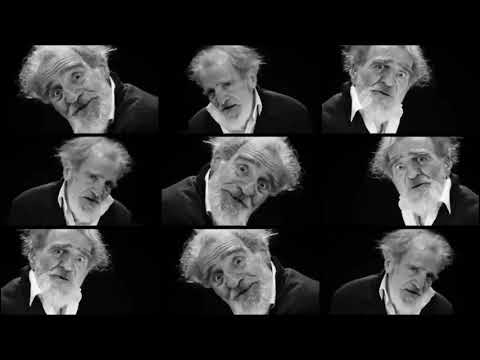 გიჟია, შეშლილია...