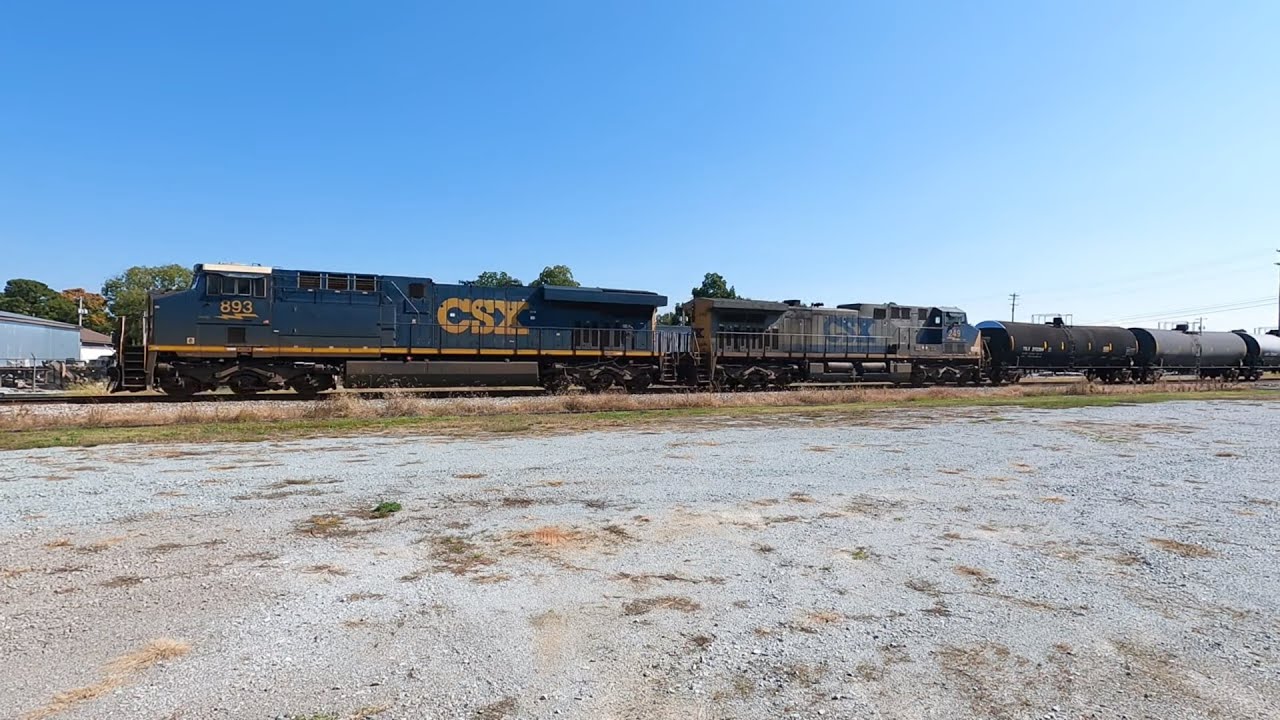 CSX 520 in Athens - 893, 249 and Distributed Power 3336 - YouTube