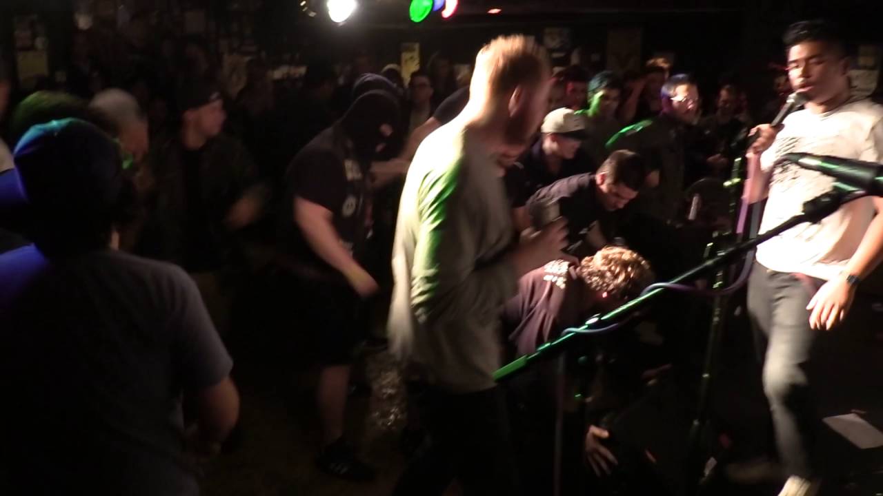 Dusters   "Pig Roast" live at The Court Tavern in New Brunswick Nj 10 14 16