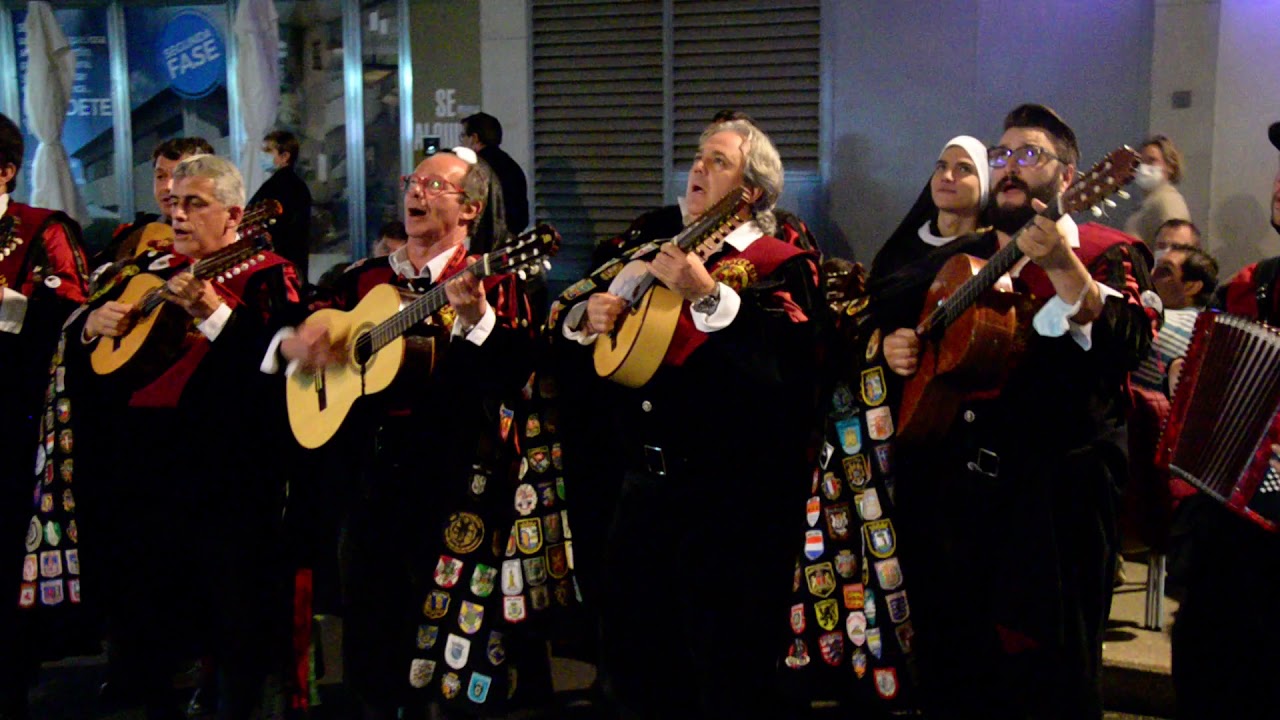 DESPIERTA. Ronda a Marta (16.10.2021). Tuna Universitaria de Salamanca.