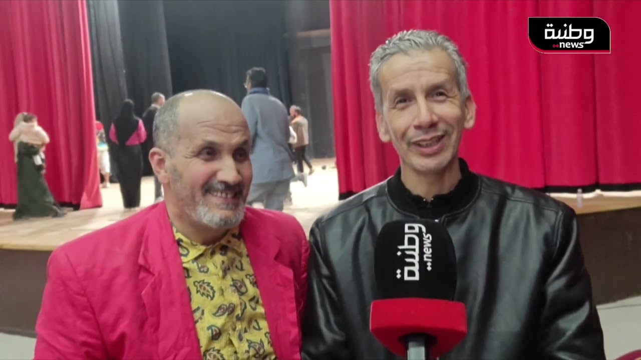 🔴 الأغواط | جمعية شباب الجزائر تشعل ركح المسرح الجهوي 🎭 بتقديم عرض فكاهي بعنوان 