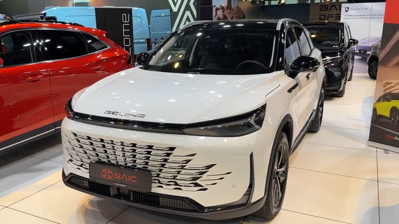 New BAIC Beijing X75 (2026) – The "Budget Mercedes" SUV? | First Class Interior & 177 HP