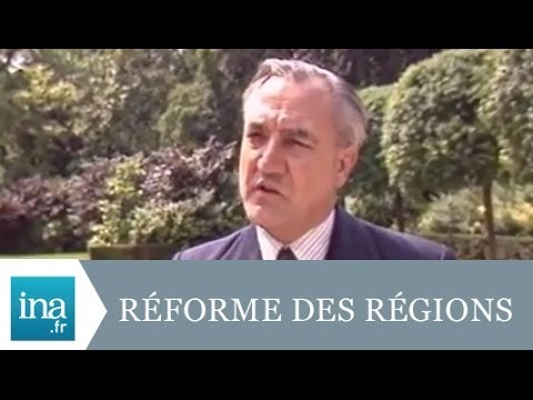 Le bilan de la décentralisation de Christian Poncelet - Archive INA