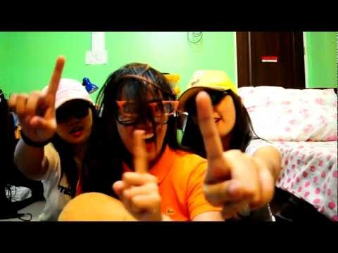 ang sarap maging single by sabog girls. HAHAHAHAHAHA!