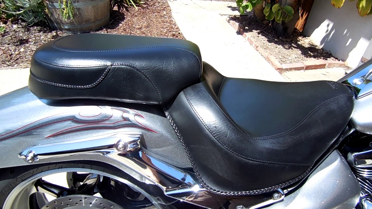 Yamaha Raider Mustang Wide Touring seat YouTube