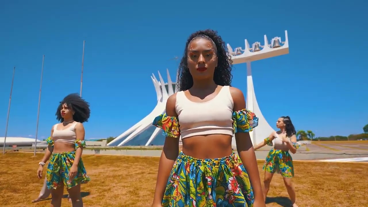 Amarelo, azul e branco (Arte Jovem)