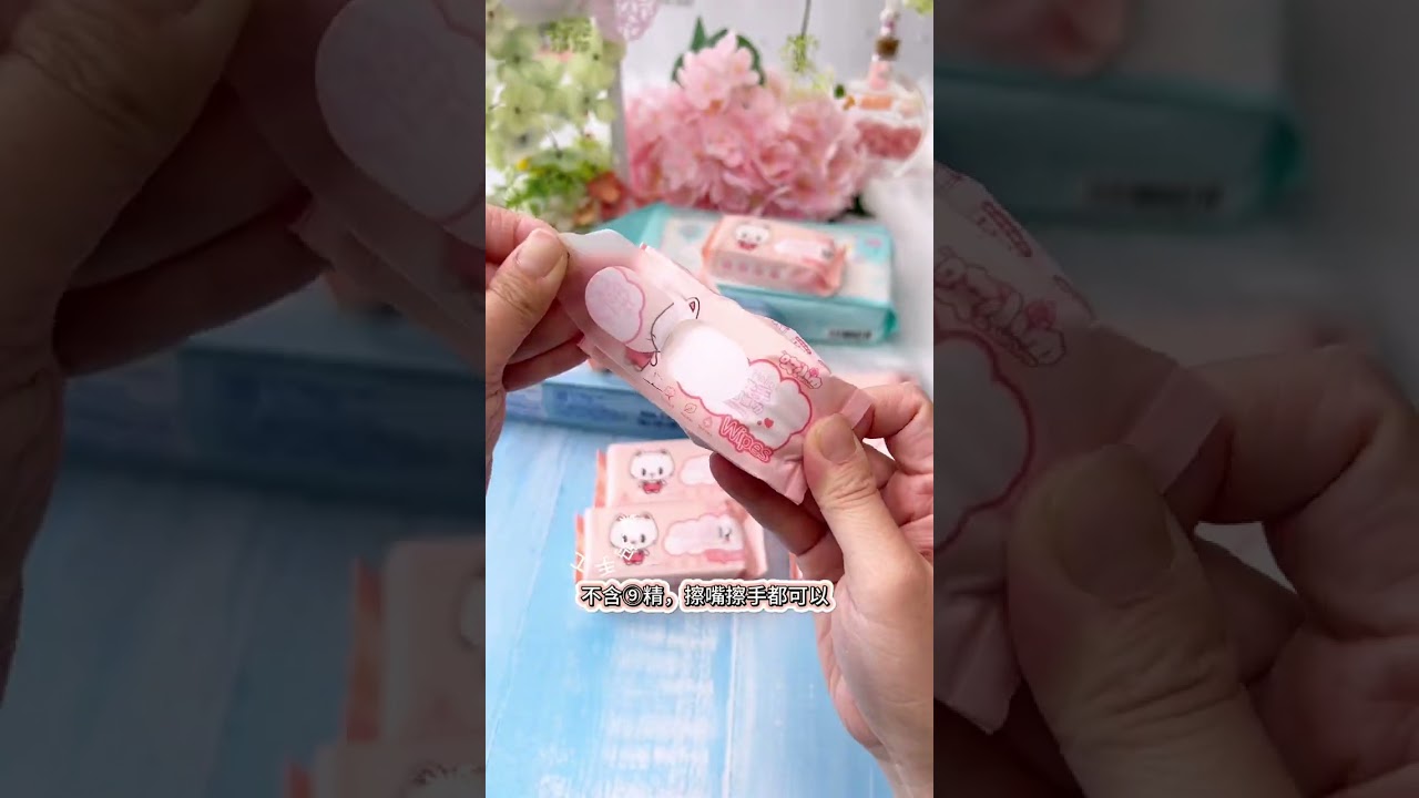This kind of mini portable wet wipes is really convenient to carry in your pocket or in your baby’s