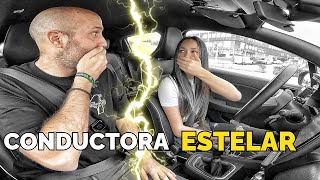 Con SOLO 14 años CONDUCE como una EXPERTA🛑 aprende a CONDUCIR un COCHE desde CERO by Aprobado a la primera 18,792 views 1 month ago 13 minutes, 57 seconds