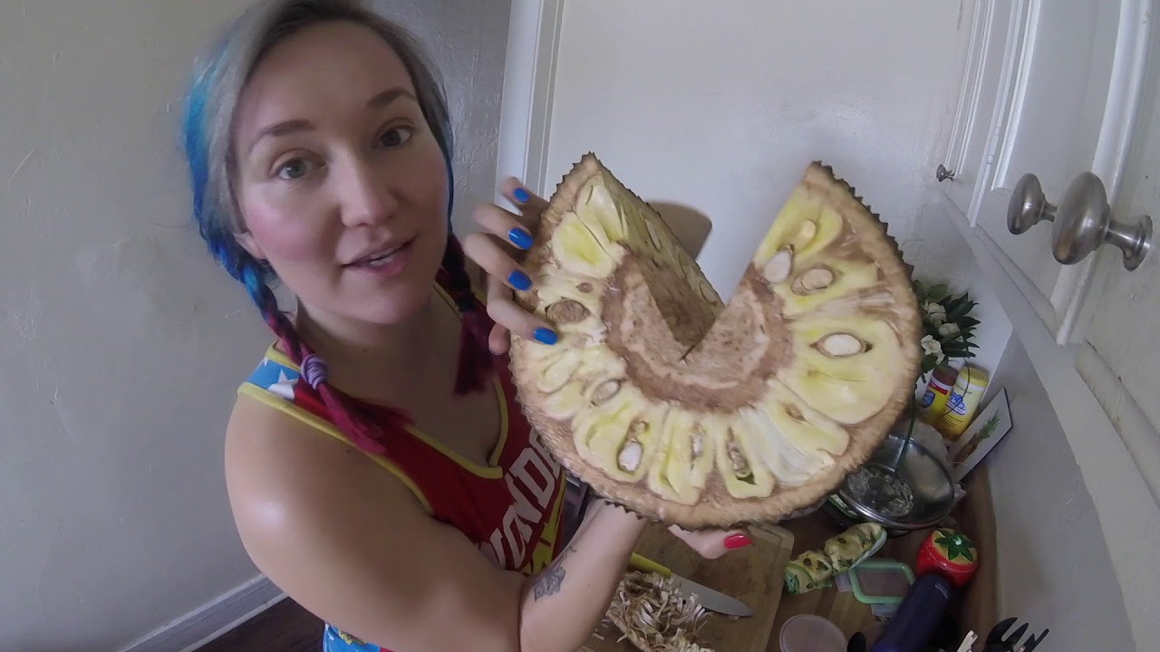How to eat jackfruit (first time I bought and tried it!) YouTube