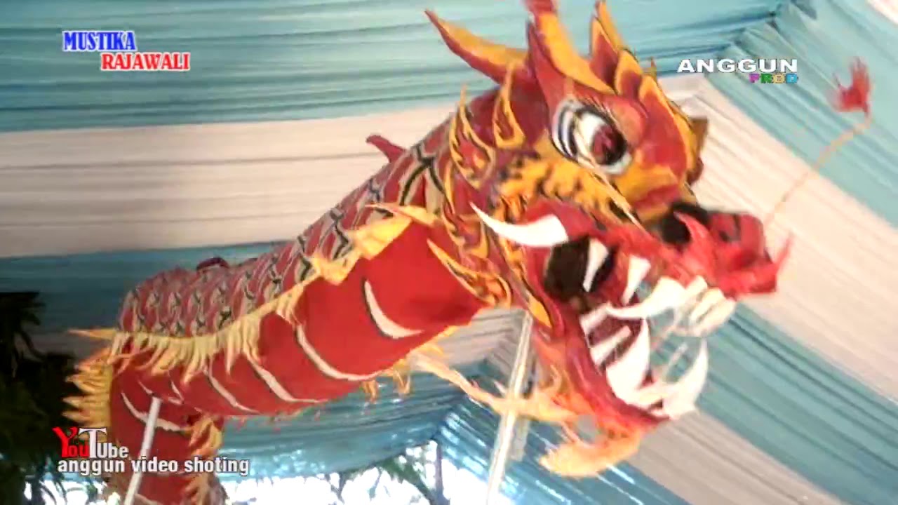 ATRAKSI BARONGSAI MUSTIKA RAJAWALI RASULAN HELLEN ANGGRAENI