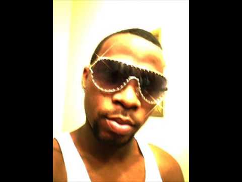 Luxz - Put it on Me