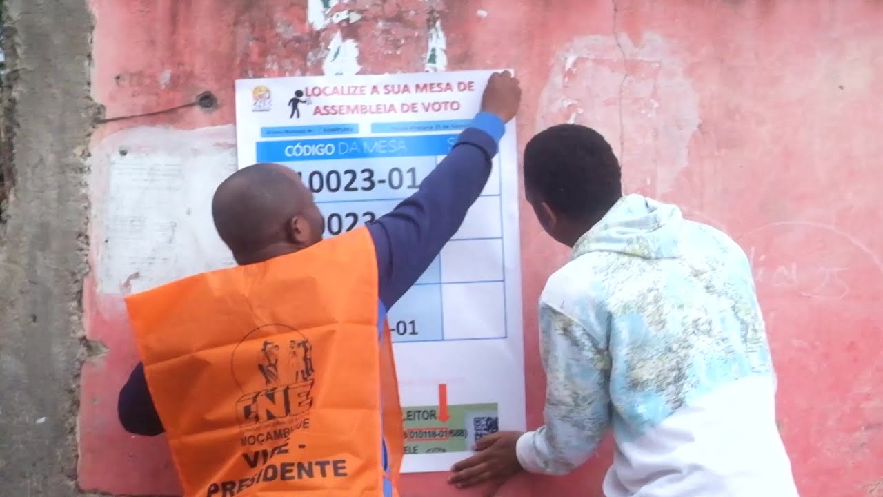 Moçambique abre votação para eleger presidente e Parlamento em clima de tensão | AFP
