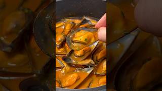 Mejillones a la marinera 🦪 ¡Una receta que me habíais pedido un montón! #recetas #youtubeshorts