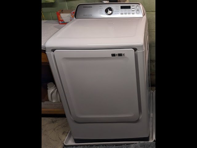 Samsung 7.4 cu. ft. Smart Electric Dryer with Sensor Dry Review