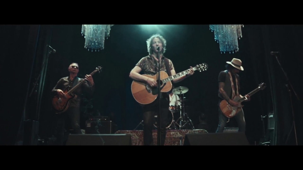 Los Guarros - Y La Nave Va (VideoClip Oficial)