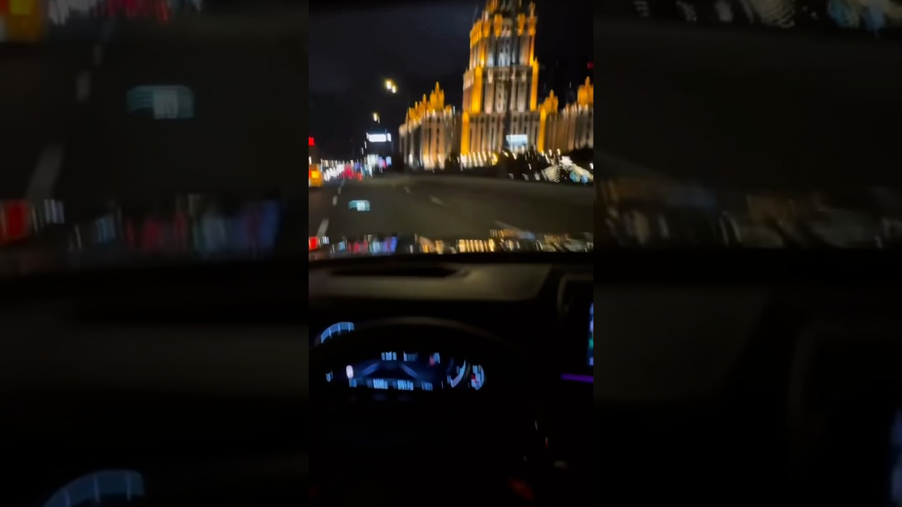 Night drive in Moscow 