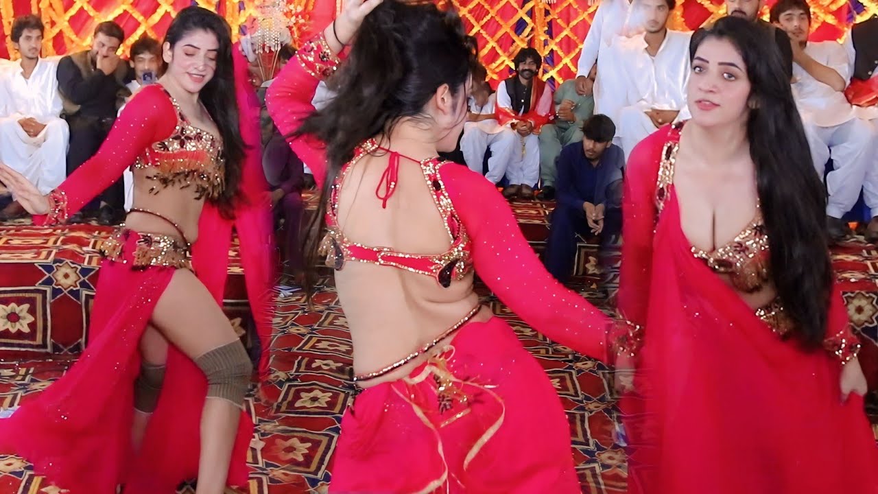 bushra rajpoot dance parfomance 2026 kotha di kanjri ni saea di kanjri ...