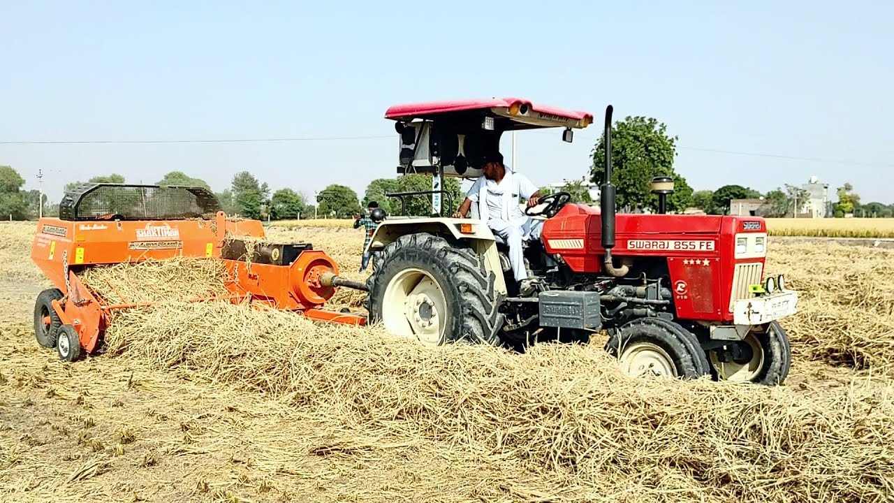 Swaraj 855 FE pulling Square Baler making machine | Shaktiman Company machine | Straw bale machine