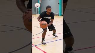 This UNGUARDABLE Move FREEZES Defenders!  #shorts