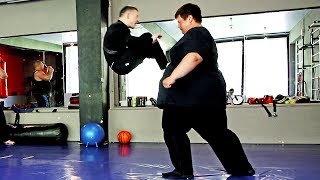 Толстяк Против Бойца Fatboy 260Kg Vs Little Fighter 60Kg