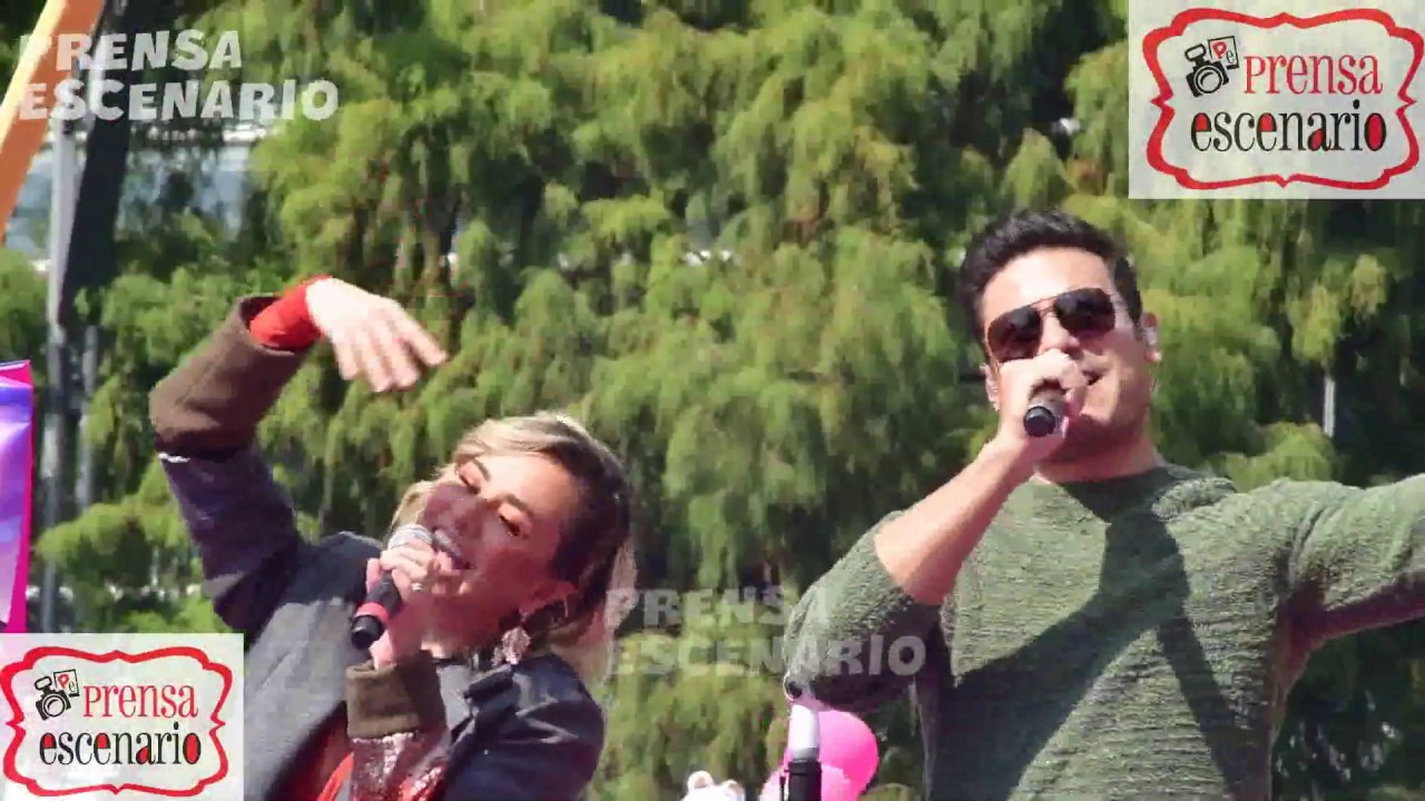 CARLOS RIVERA - MARIA JOSE -  ESTA NAVIDAD - DESFILE - BOLO - REFORMA - MEXICO