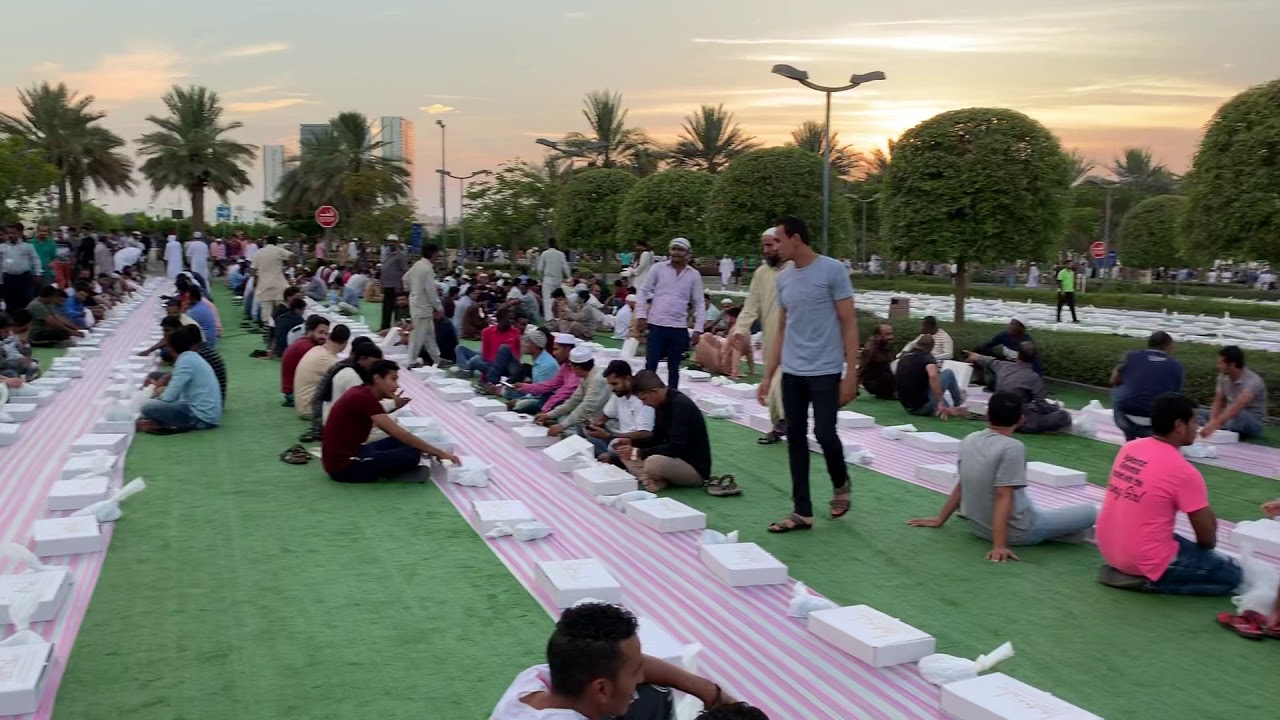 Sheikh zayed grand mosque Ramadan ifter