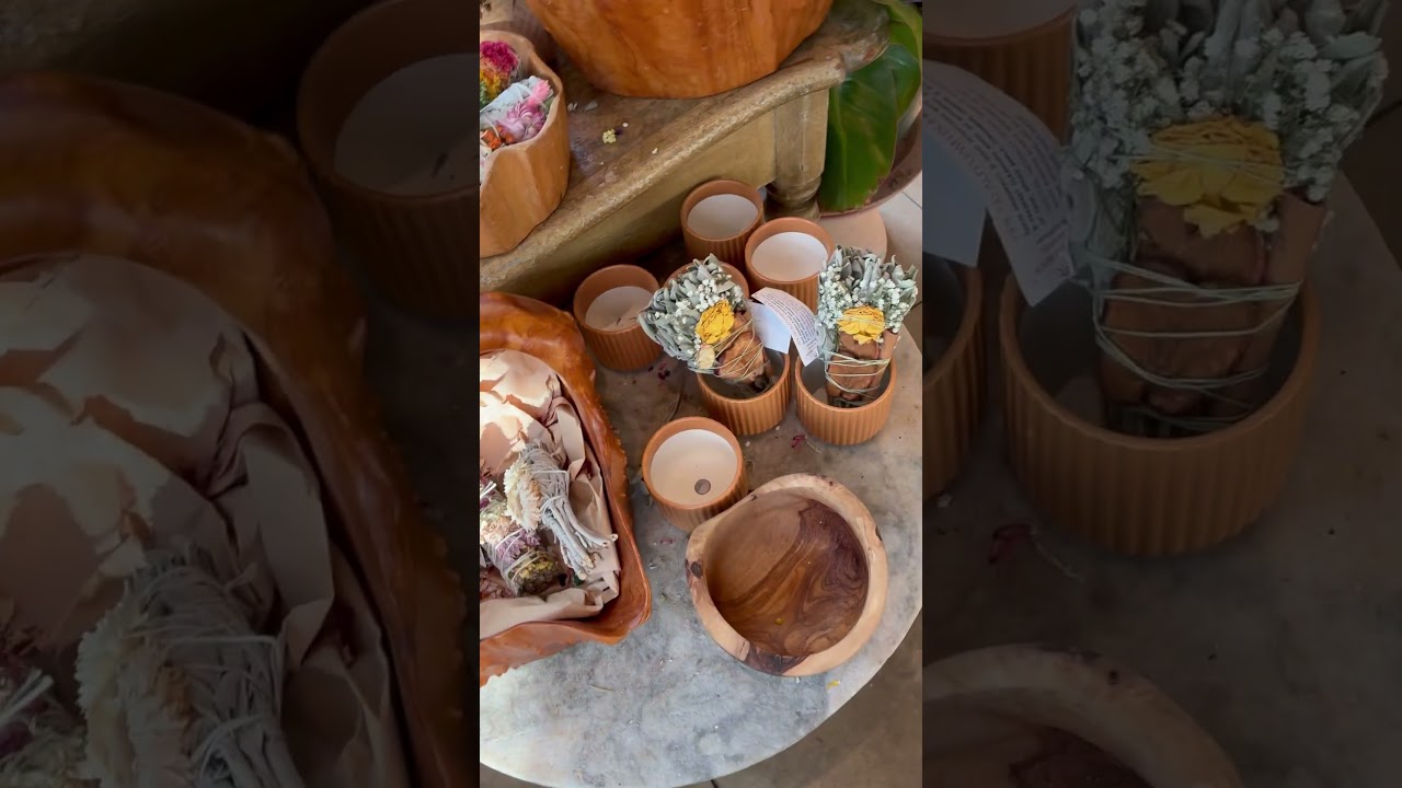 Souvenir’s  Shop  located in New York Botanical Gardens, Bronx. Historical details Information.