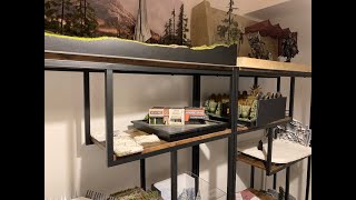 Livestream - Display Those Models!