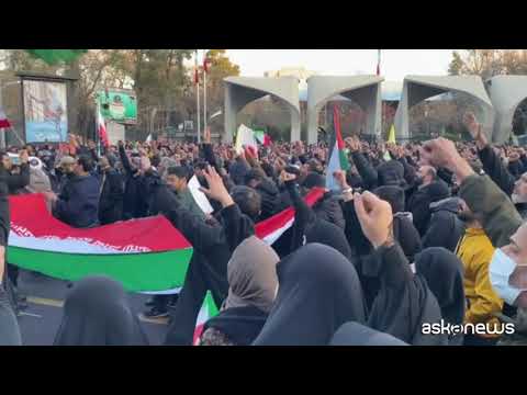 Video Iran, Khamenei è morto: manifestazioni di piazza e assalti a ambasciate