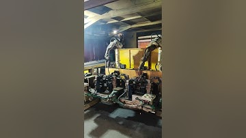 OTC robot welding integrated 3-axis positioner #weldingpositioner #weldingautomation #weldingrobot