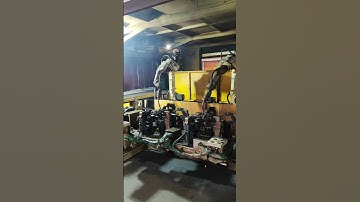 OTC robot welding integrated 3-axis positioner #weldingpositioner #weldingautomation #weldingrobot