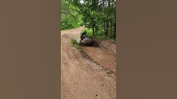 OUTLANDER 700XMR FOUND A GOOD MUD HOLE #atv #canam #offroad #xmr700 #700XMR #mud #mudding #outlander