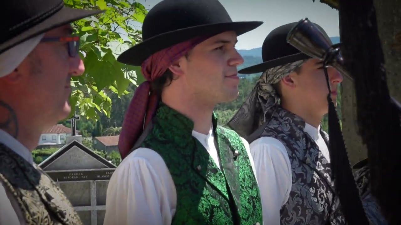 Pasacorredoiras de Arnoia e Muñeira de Oza