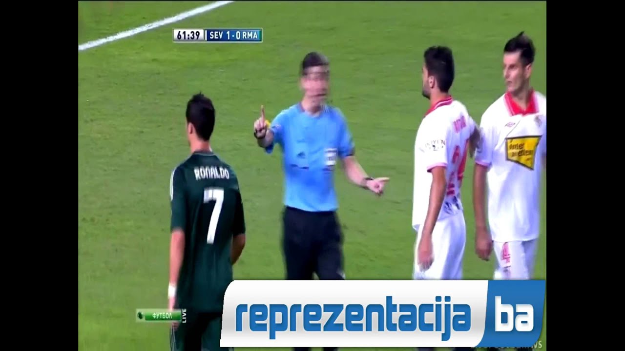 Emir Spahic vs Cristiano Ronaldo