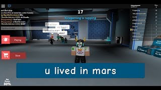 PLAYING RAP BATTLE IN ROBLOX USING THE COPY AND PASTE METHOD TO WIN