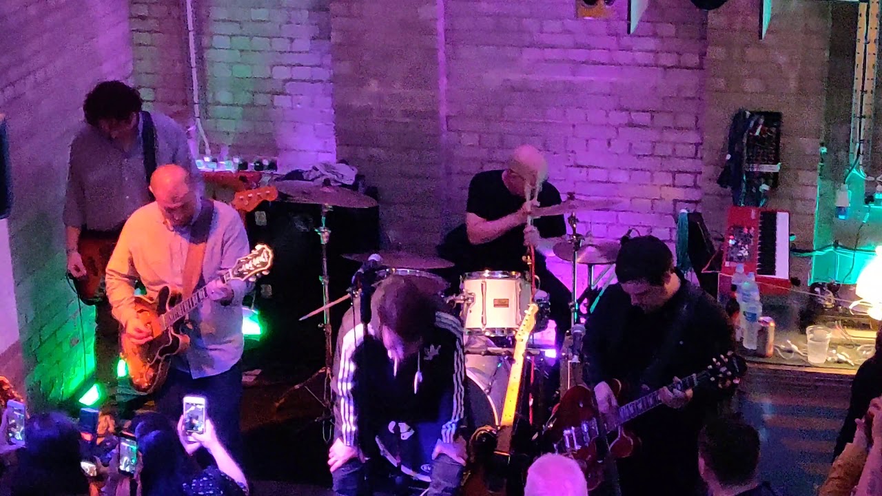 🥁 Tony McCarroll Plays “Supersonic” Live in Birmingham – First Time Since Leaving Oasis! 🎸🔥🎶