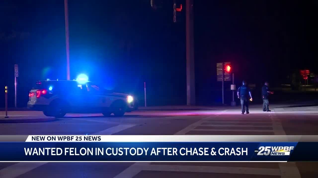 Wanted felon in custody after chase and crash in Fort Pierce - YouTube