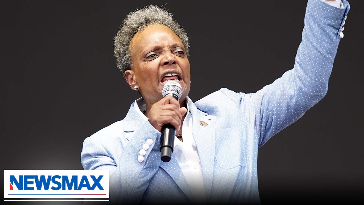 Chicago Secretly Sends 64 Migrants to Suburb of Burr Ridge, Illinois, Mayor Gary Grasso Surprised