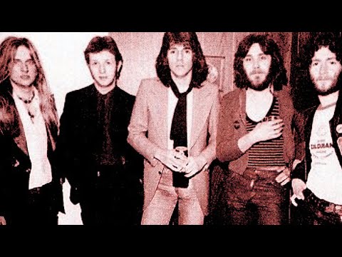 JUDAS PRIEST - Fire Burns Bellow (1978)