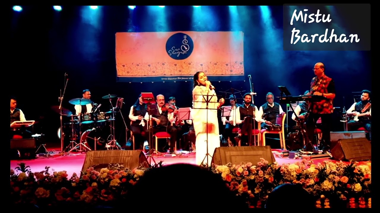 Latamangeshkar Medley.. Mistu Bardhan 
