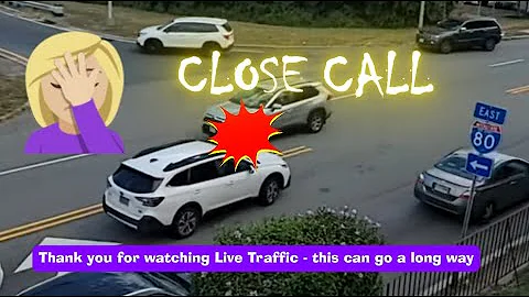 Live Traffic on a rainy Sunday afternoon #cars #trucks #live #Traffic