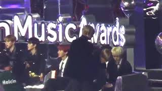 fancam  EXO WINNER TWICE JBJ reaction to BTS JIN'S WORLDWIDE HANDSOME in Melon Music Award @MMA