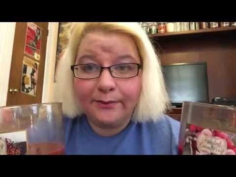 BBW Cranberry Woods vs. Frosted Cranberry review