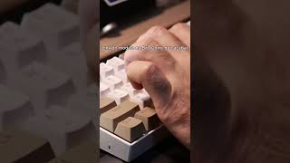 O som desse teclado é viciante 🤤 (Link no Canal) #shorts #tecladomecanico #setupgamer #redragon