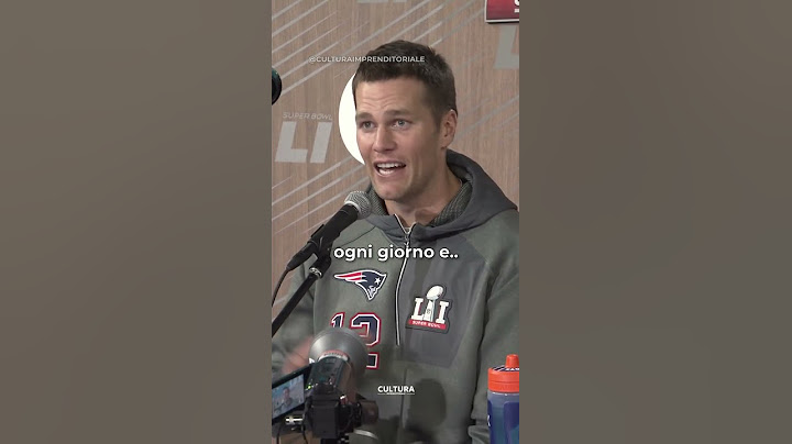 Un bambino fa una domanda a Tom Brady che lo fa piangere